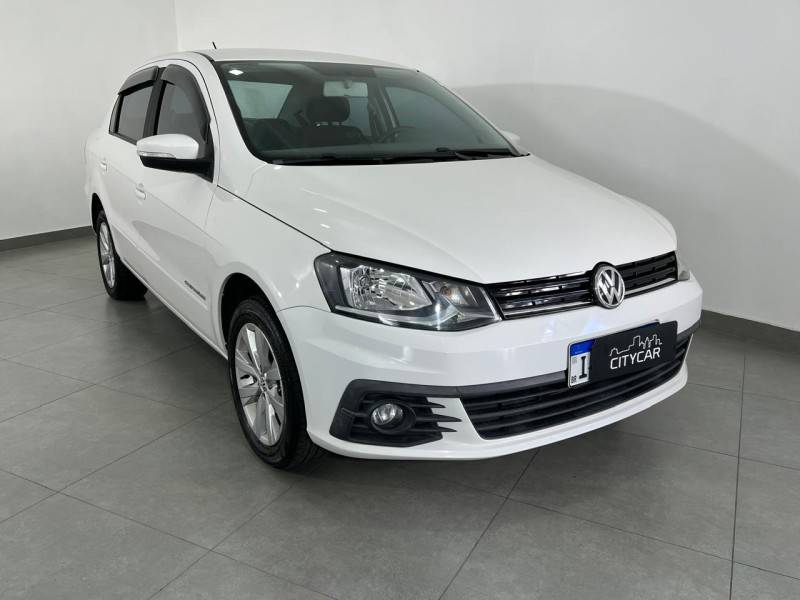 VOLKSWAGEN - VOYAGE - 2017/2017 - Branca - R$ 48.900,00