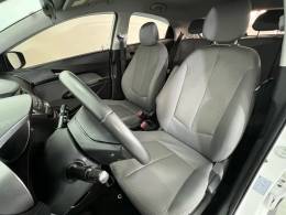 HYUNDAI - HB20X - 2013/2014 - Branca - R$ 60.900,00