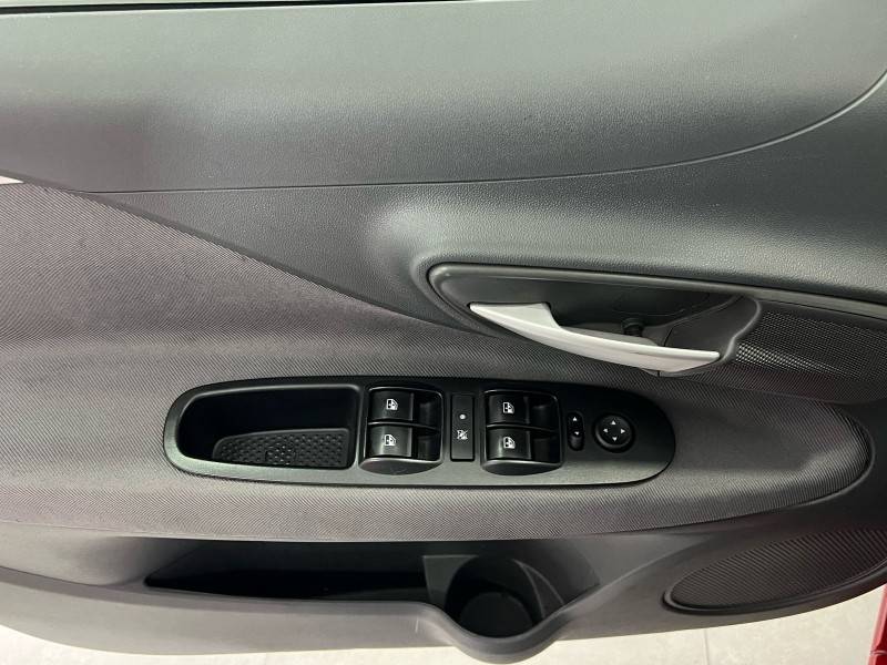 FIAT - PUNTO - 2014/2015 - Vermelha - R$ 46.900,00