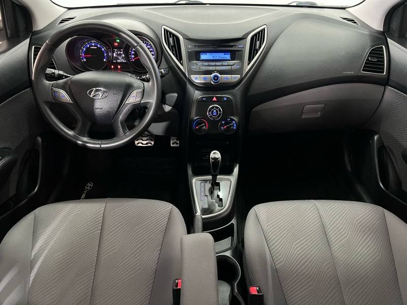 HYUNDAI - HB20X - 2013/2014 - Branca - R$ 60.900,00