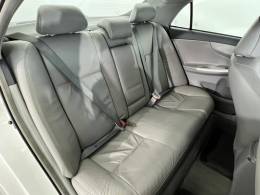 TOYOTA - COROLLA - 2013/2014 - Branca - R$ 73.900,00