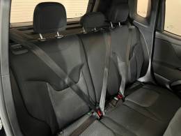 JEEP - RENEGADE - 2015/2016 - Preta - R$ 72.900,00