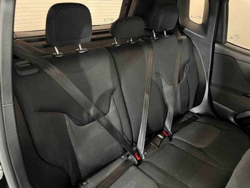 JEEP - RENEGADE - 2015/2016 - Preta - R$ 72.900,00