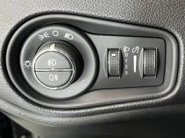 JEEP - RENEGADE - 2015/2016 - Preta - R$ 72.900,00