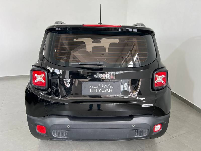 JEEP - RENEGADE - 2015/2016 - Preta - R$ 72.900,00
