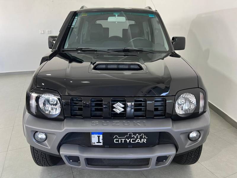 SUZUKI - JIMNY - 2016/2017 - Preta - R$ 81.900,00