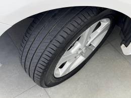 TOYOTA - COROLLA - 2013/2014 - Branca - R$ 73.900,00