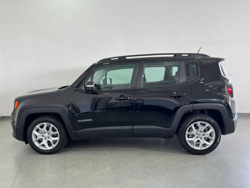 JEEP - RENEGADE - 2015/2016 - Preta - R$ 72.900,00