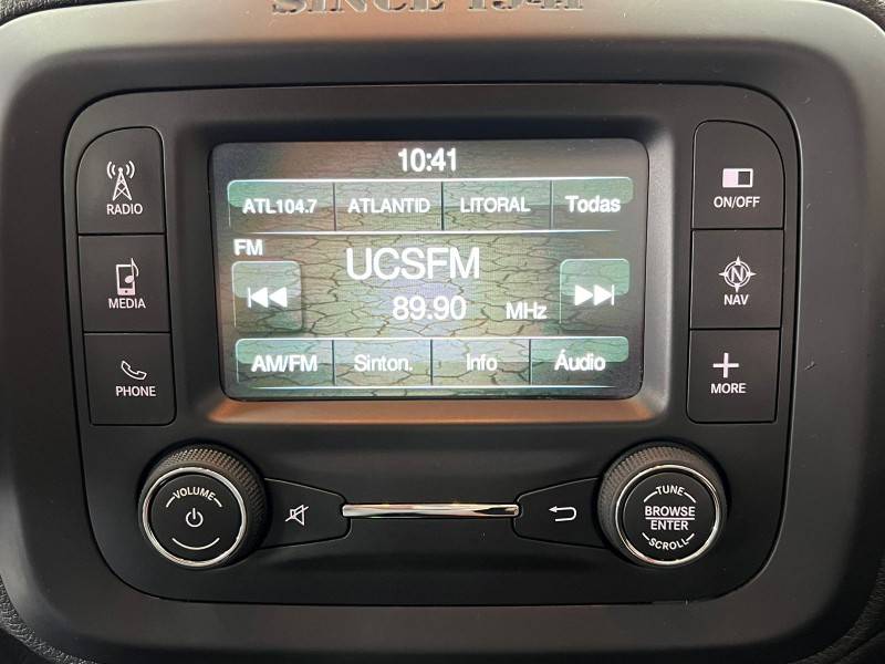 JEEP - RENEGADE - 2015/2016 - Preta - R$ 72.900,00