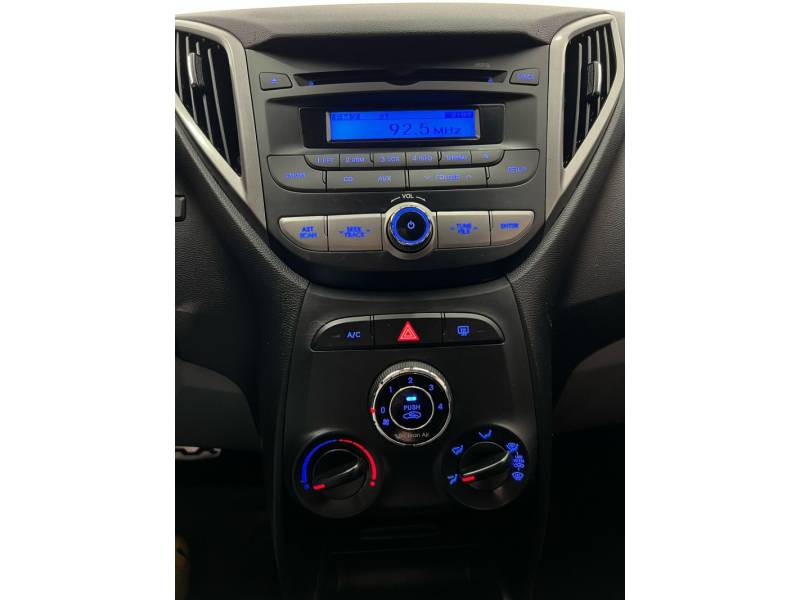 HYUNDAI - HB20X - 2013/2014 - Branca - R$ 60.900,00