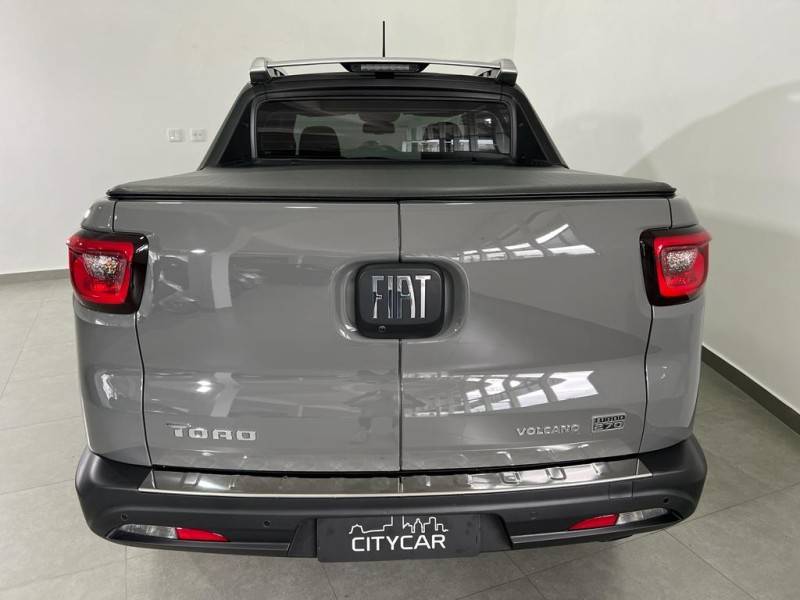 FIAT - TORO - 2022/2023 - Cinza - R$ 148.900,00