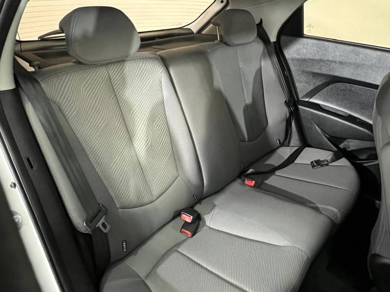 HYUNDAI - HB20X - 2013/2014 - Branca - R$ 60.900,00