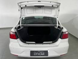 VOLKSWAGEN - VOYAGE - 2017/2017 - Branca - R$ 48.900,00
