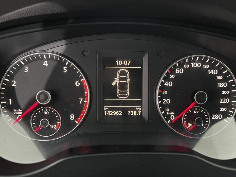 VOLKSWAGEN - JETTA - 2011/2012 - Prata - R$ 63.900,00